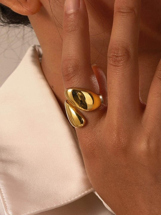 Elegant Gold-Plated Chunky Waterdrop Ring, adjustable and hypoallergenic, designed for a bold, modern look perfect for any occasion.