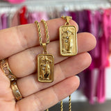 Stylish Star Tarot Card Necklace with cubic zirconia, a symbol of hope and possibility for those seeking inspiration and personal growth.