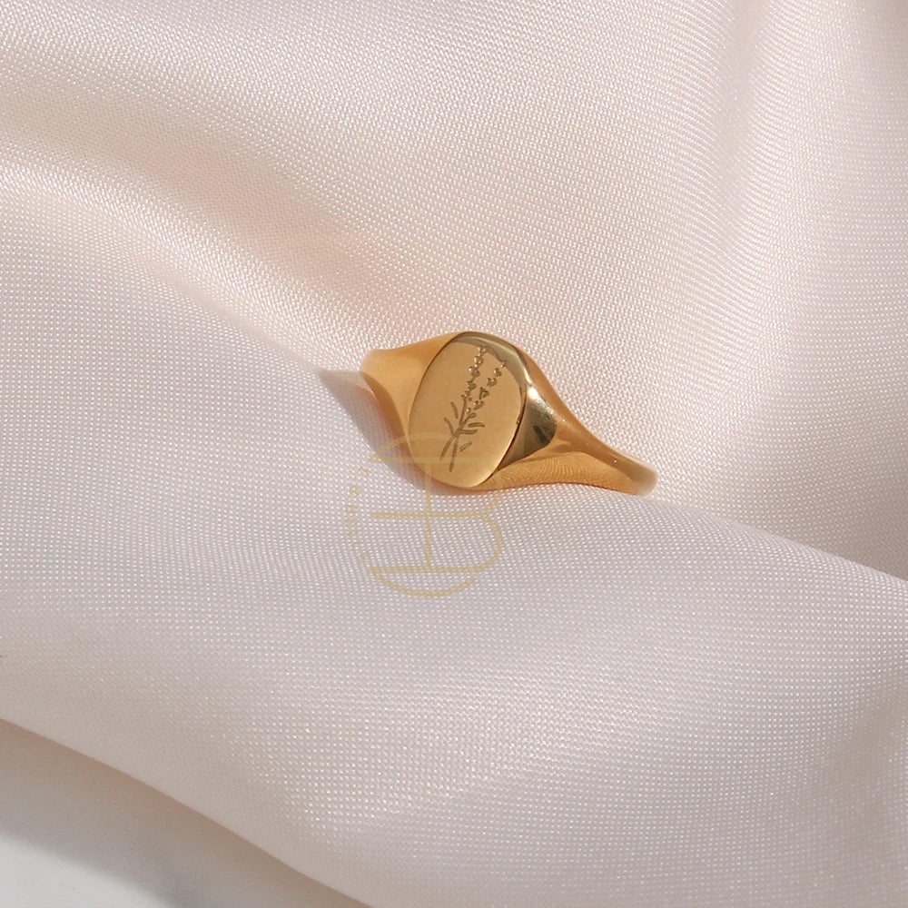 Engraved Wildflower Signet Ring – Waterproof 18K Gold Plated Ring | Ezra Gems