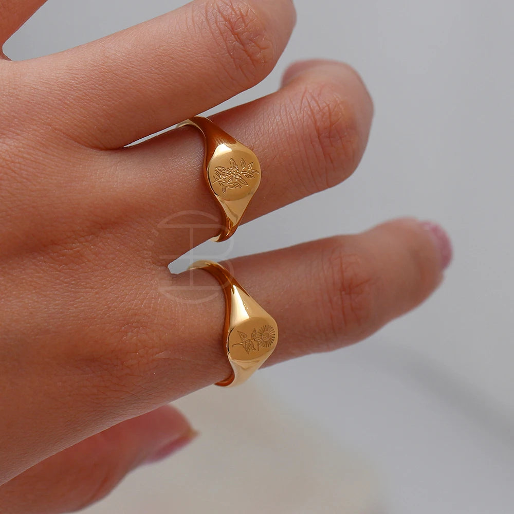Engraved Wildflower Signet Ring – Waterproof 18K Gold Plated Ring | Ezra Gems