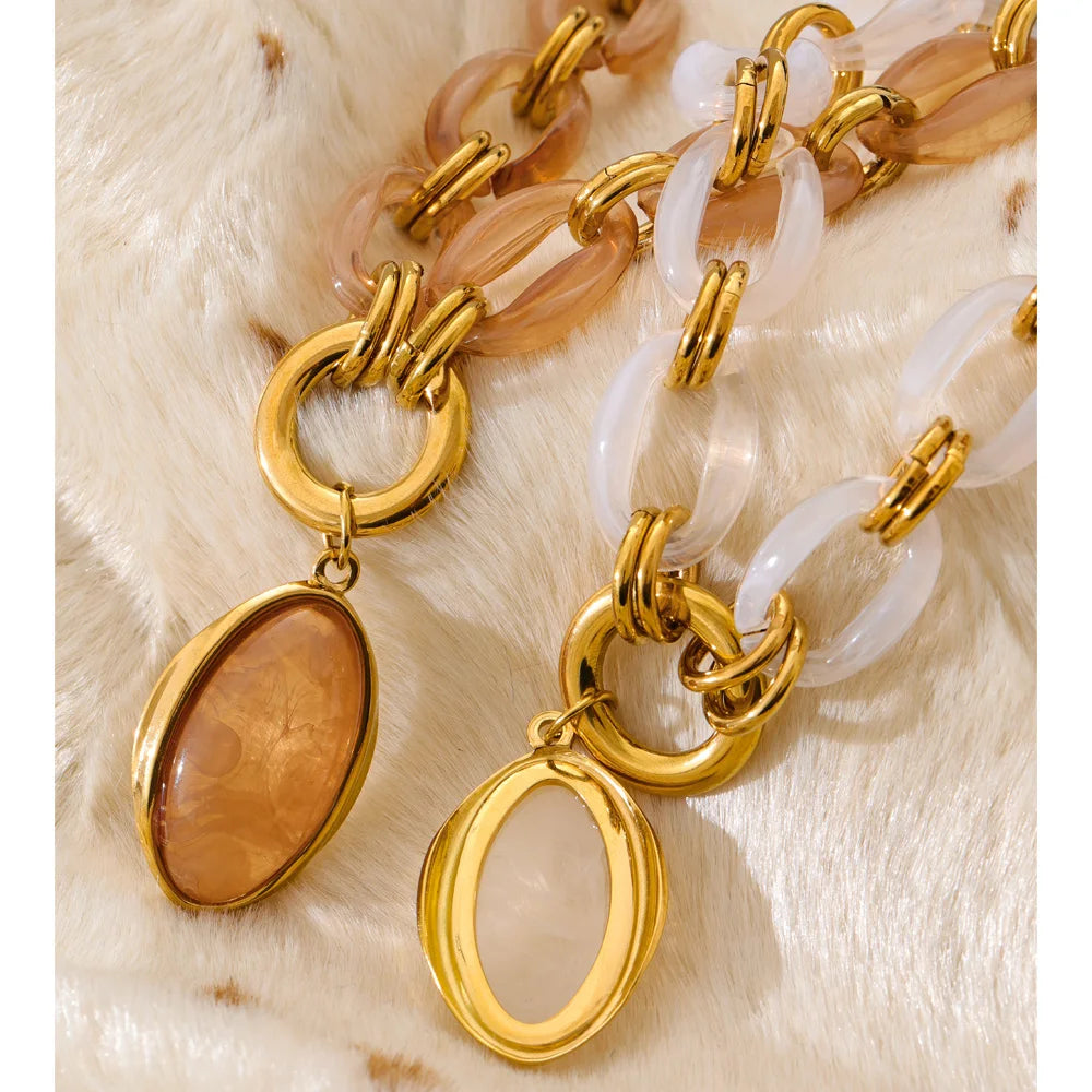 Resin Oval Pendant Chain Necklace – Waterproof 18K Gold Plated Necklace | Ezra Gems