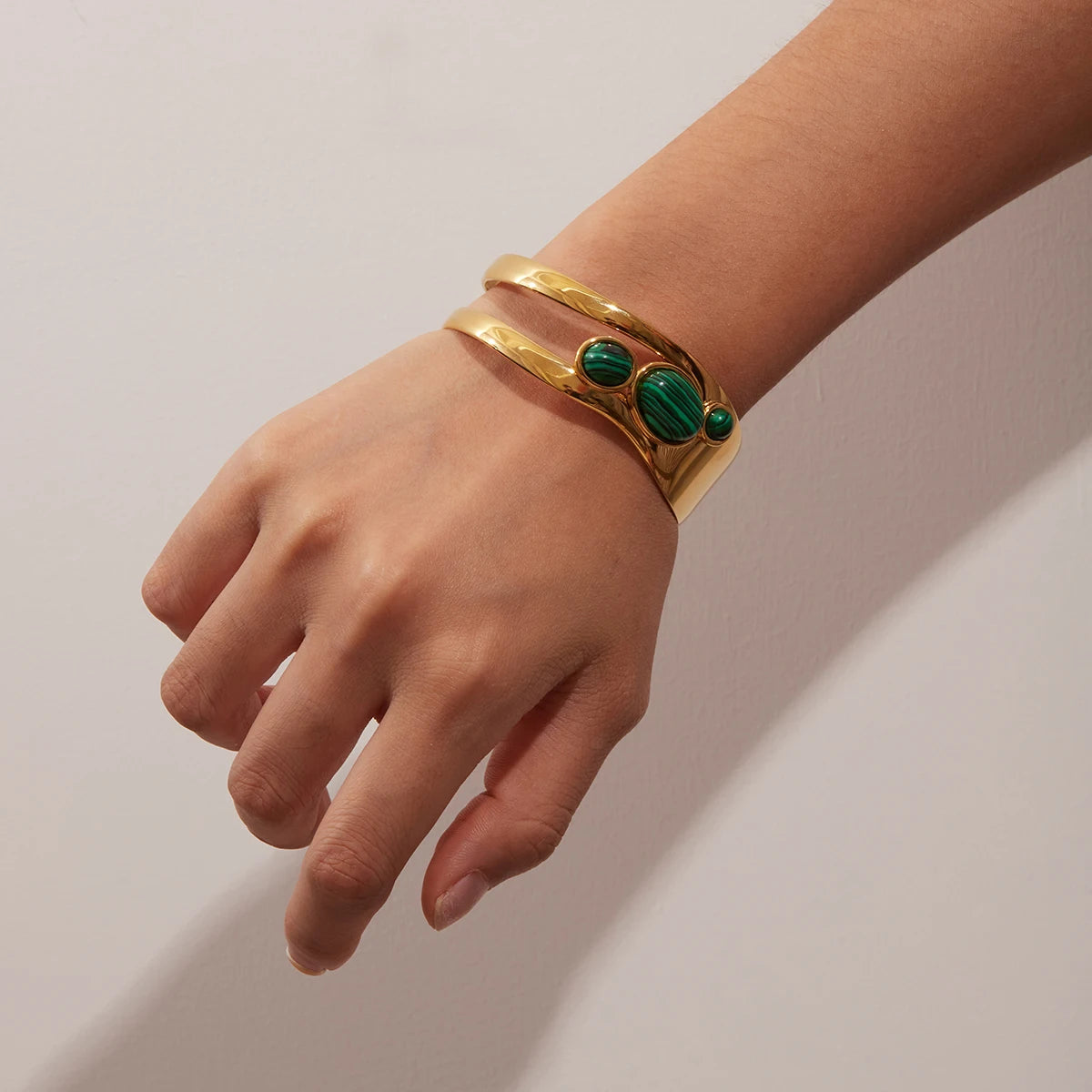 Tiger Eye Stone Hollow Bracelet – Waterproof 18K Gold Plated Bracelet | Ezra Gems