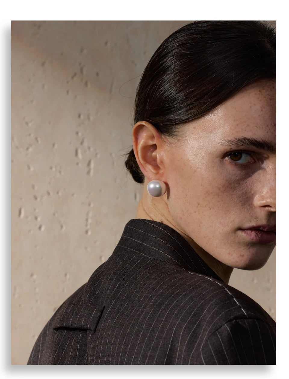 Simulated Pearl Round Stud Earrings – Waterproof 18K Gold Plated Earrings | Ezra Gems