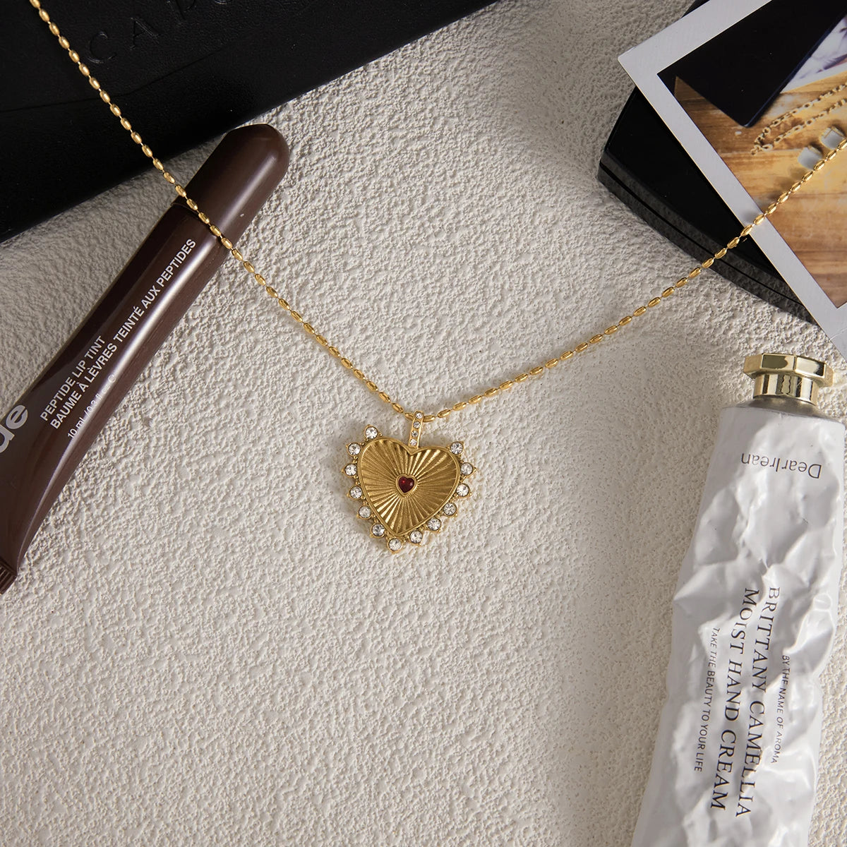 Red Rhinestone Ribbed Heart Pendant Necklace – Waterproof 18K Gold Plated Necklace | Ezra Gems