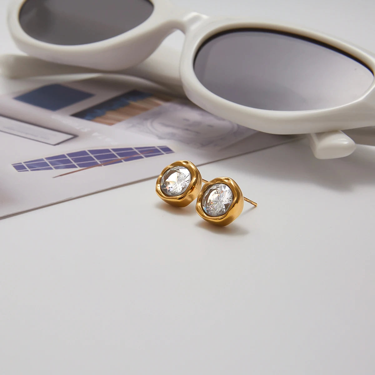 Round Zirconia Gold Halo Stud Earrings – Waterproof 18K Gold Plated Earrings | Ezra Gems