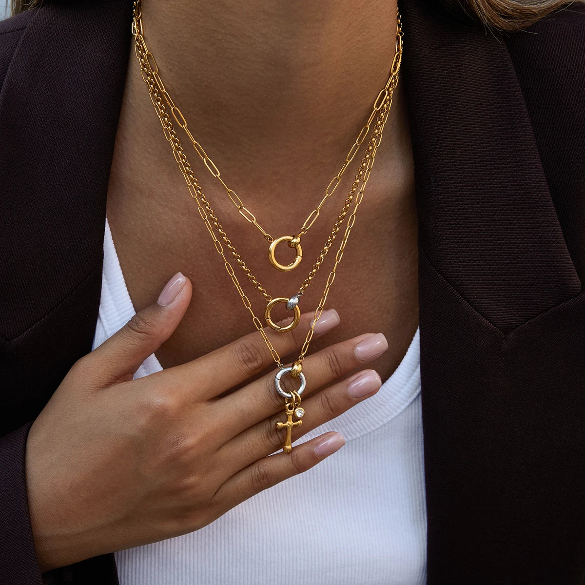 Circle Cross Pendant Necklace – Waterproof 18K Gold Plated Necklace | Ezra Gems