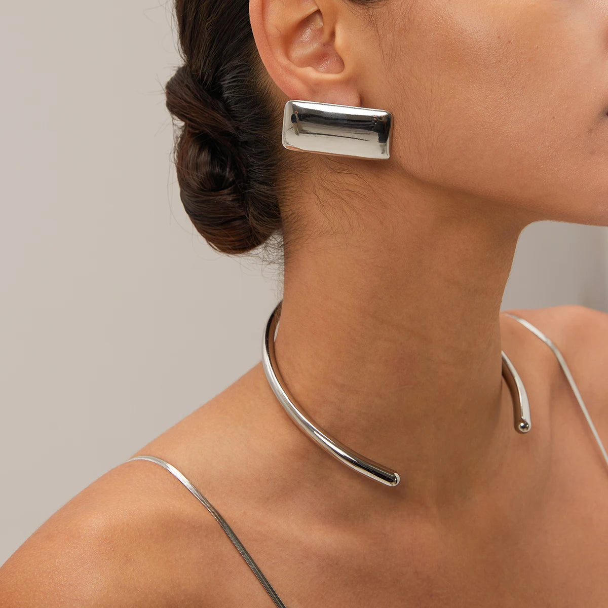 Smooth Glossy Stainless Steel Choker – Waterproof 18K Gold Plated Necklace | Ezra Gems