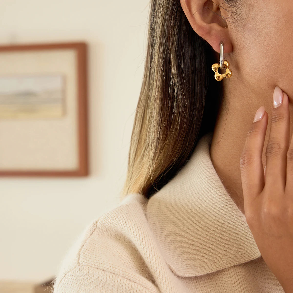 Hollow Flower Charm Huggie Earrings – Waterproof 18K Gold Plated Earrings | Ezra Gems