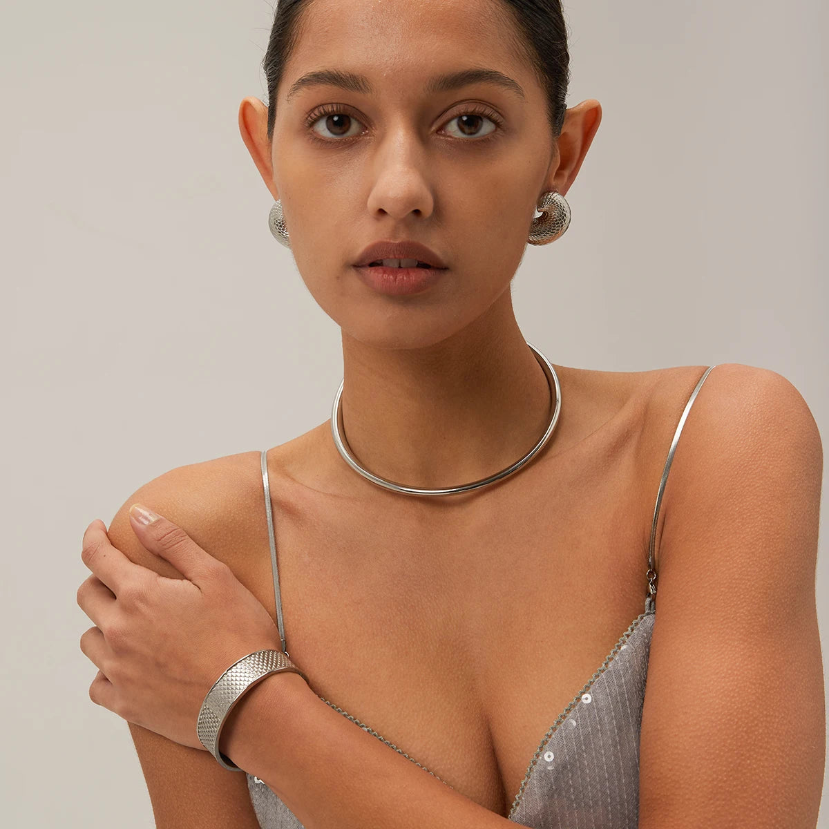 Minimalist Glossy Collar Necklace – Waterproof 18K Gold Plated Necklace | Ezra Gems