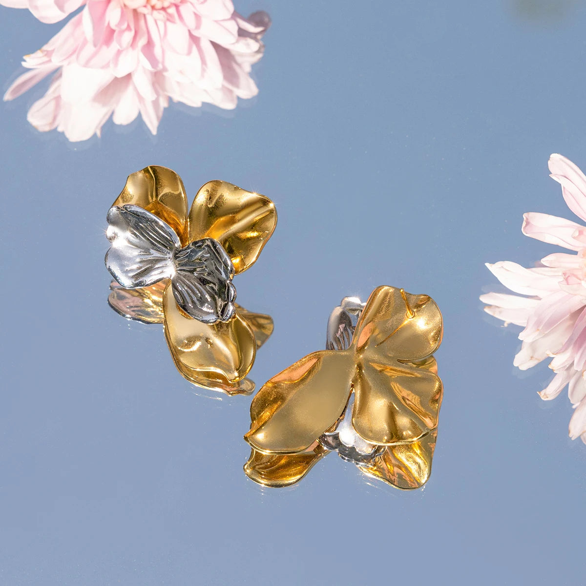 Two Tone Wave Petal Stud Earrings – Waterproof 18K Gold Plated Earrings | Ezra Gems