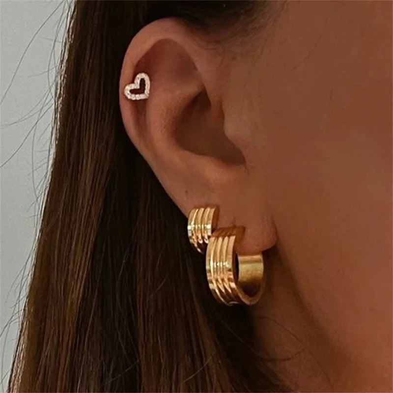 Ribbed Wide Huggie Hoop Earrings – Waterproof 18K Gold Plated Earrings | Ezra Gems