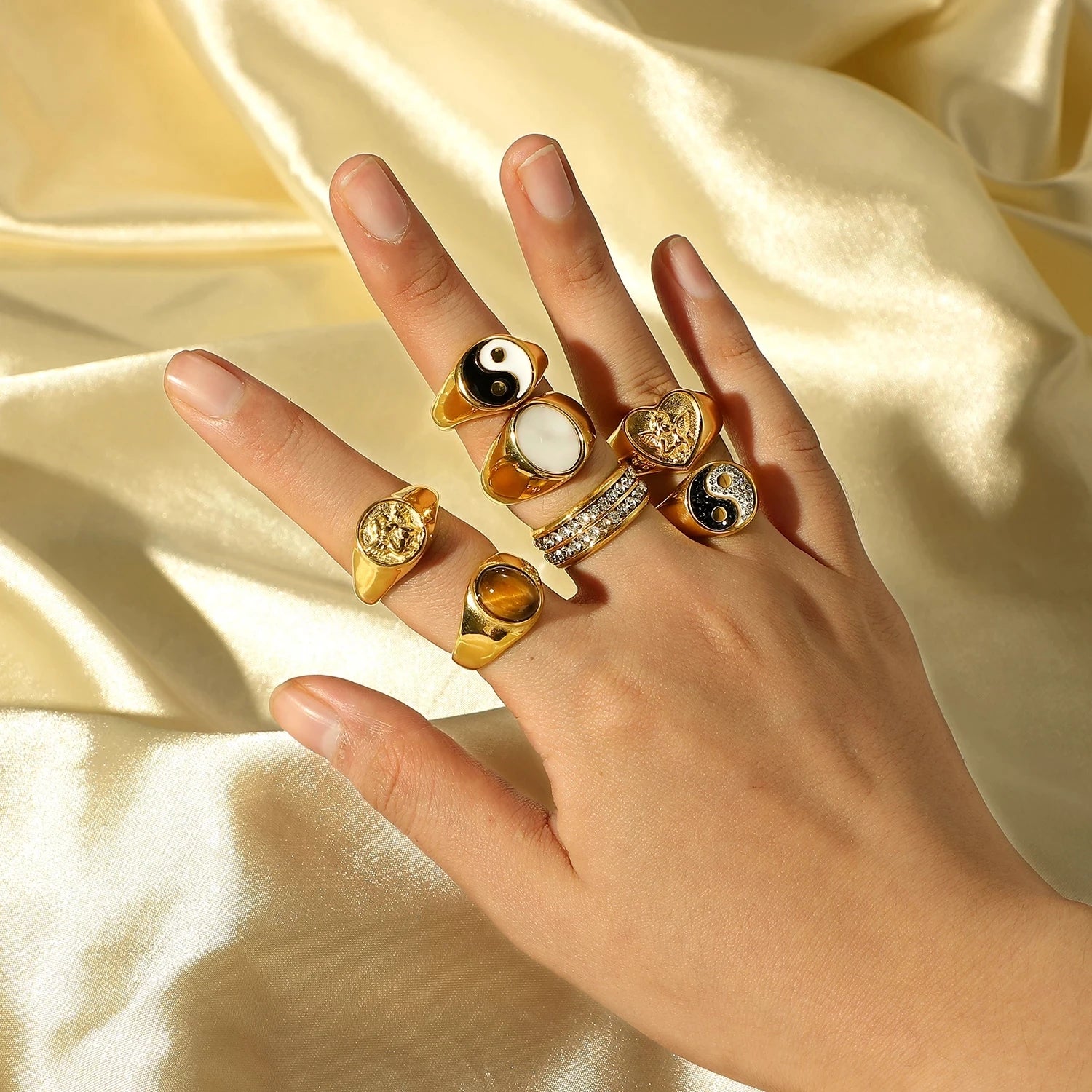Zircon Shell Chubby Dome Ring – Waterproof 18K Gold Plated Ring | Ezra Gems