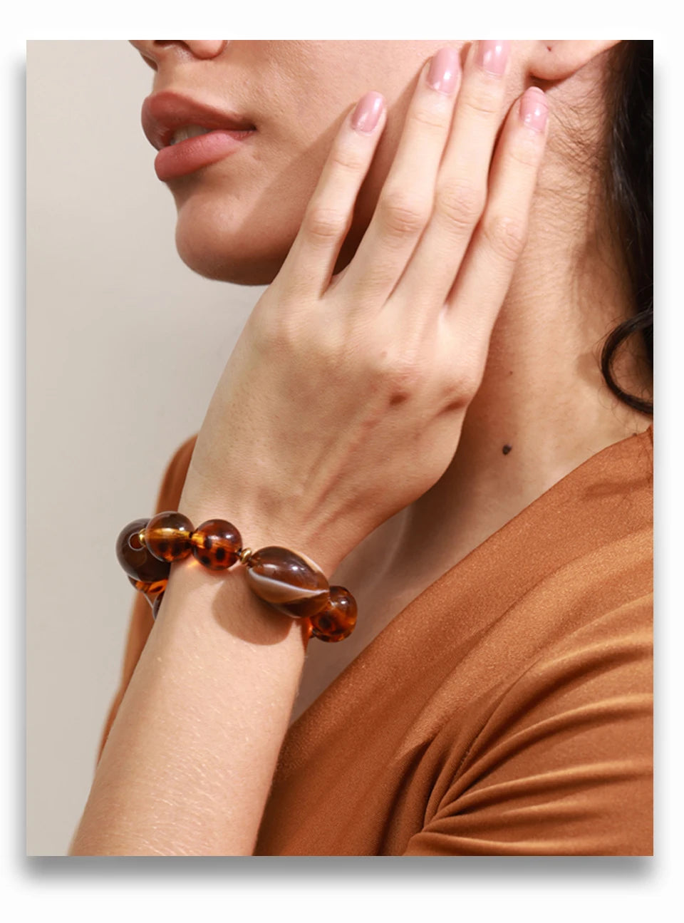 Amber Resin Round Bead Chain Bracelet – Waterproof 18K Gold Plated Bracelet | Ezra Gems