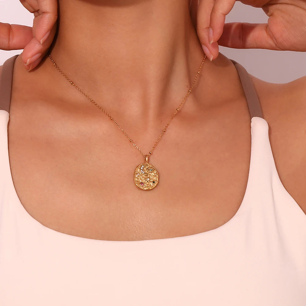 Star Moon Texture Zircon Necklace – Waterproof 18K Gold Plated Necklace | Ezra Gems