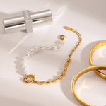 Adjustable Beaded Pearl Bracelet, 18K gold-plated with alternating pearls and beads for a chic, timeless design.