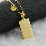 Aquarius zodiac tarot necklace with engraved gold-tone pendant, 18k gold-plated stainless steel, stylish and durable astrology jewelry gift.
