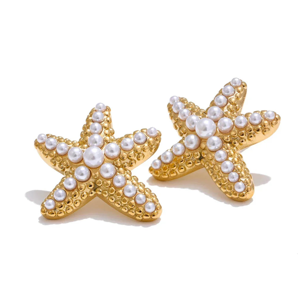 Gold-plated charming starfish stud earrings with synthetic pearls, perfect for ocean lovers and everyday coastal style