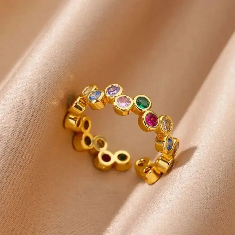 Timeless Crystal Zig Zag C-Shaped Ring featuring a sparkling gemstone, 18K gold-plated for a sophisticated, elegant look.
