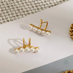 Modern Geometric Freshwater Pearl Ear Clips, 18K gold-plated, featuring five elegant white pearls for a chic, luxurious look.